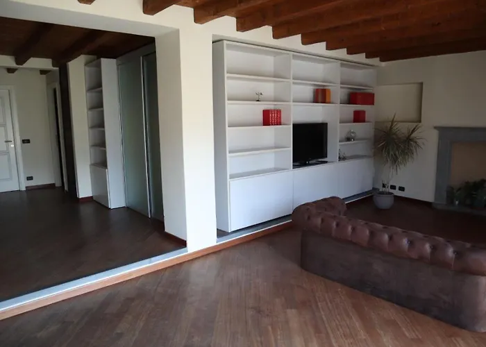Boutique Palace